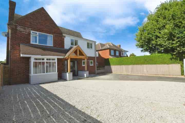 4 bedrooms house for sale in North Hykeham, United Kingdom