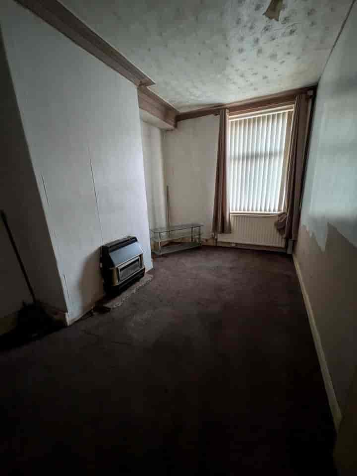 2 bedrooms house for sale in Bradford, United Kingdom