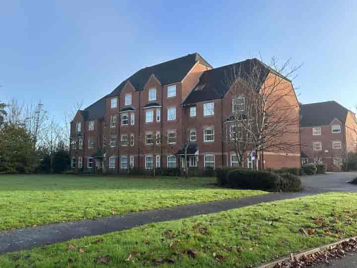 2 bedrooms apartment for sale in Warrington, United Kingdom