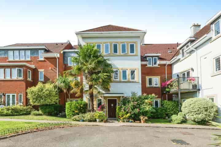 2 bedrooms apartment for sale in Sutton Coldfield, United Kingdom