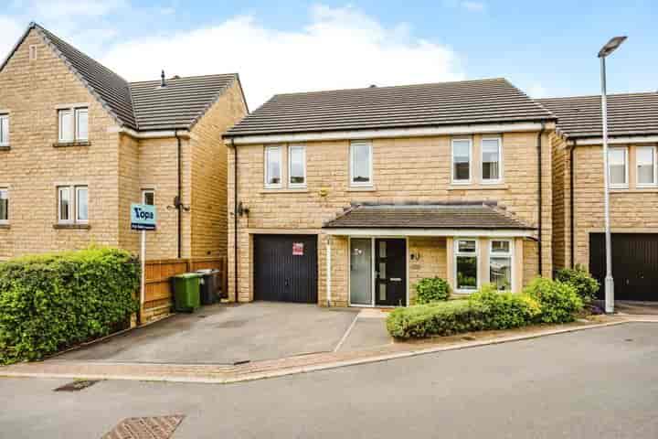 4 bedrooms house for sale in Mirfield, United Kingdom