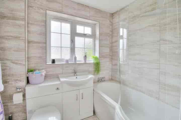 3 bedrooms house for sale in Sandhurst, United Kingdom