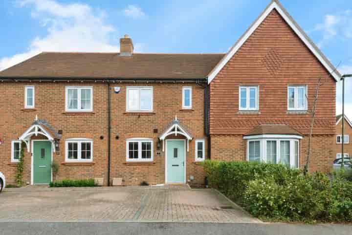 2 bedrooms house for sale in Tadworth, United Kingdom