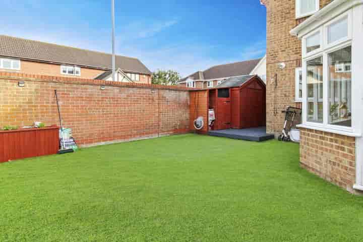 3 bedrooms house for sale in Basildon, United Kingdom