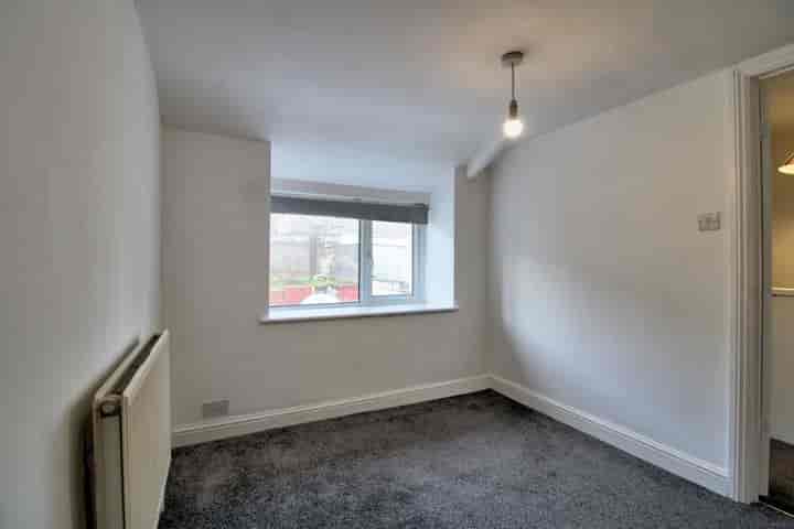 2 bedrooms house for sale in Maesteg, United Kingdom