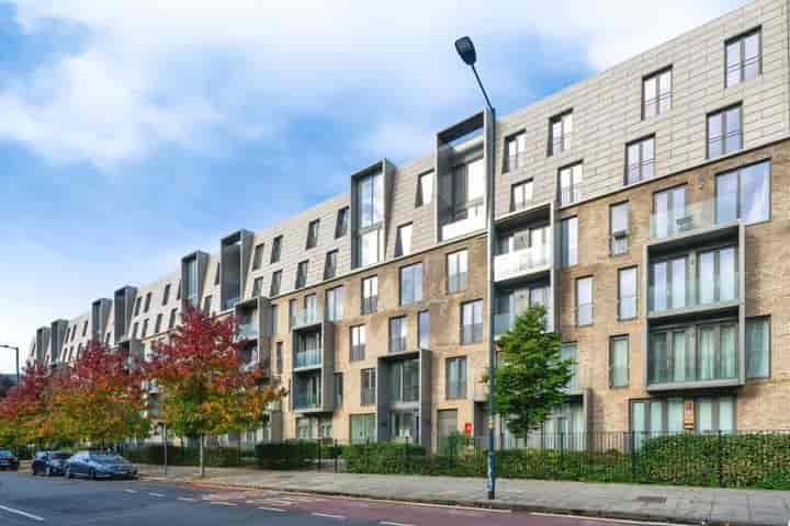 1 bedroom apartment for sale in London, United Kingdom