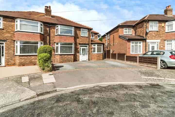 4 bedrooms house for sale in Sale, United Kingdom