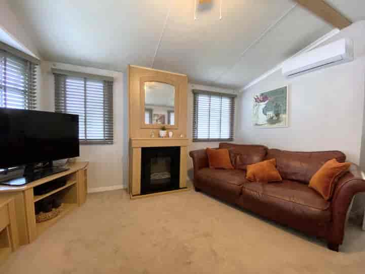 2 bedrooms other for sale in Highbridge, United Kingdom