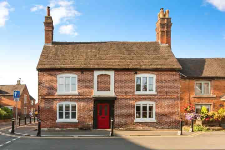 6 bedrooms house for sale in Uttoxeter, United Kingdom