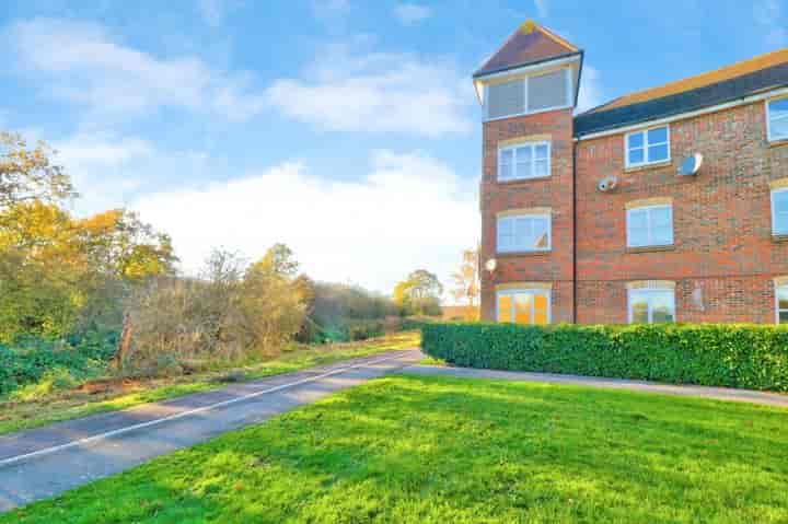 2 bedrooms apartment for sale in Ashford, United Kingdom