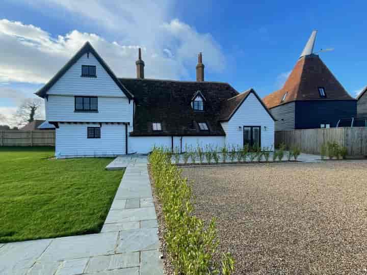 5 bedrooms house for sale in Canterbury, United Kingdom