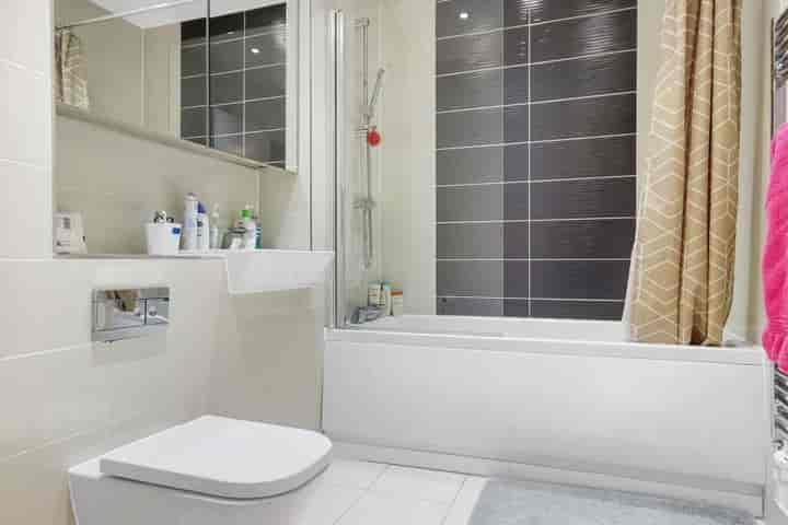 3 bedrooms house for sale in London, United Kingdom