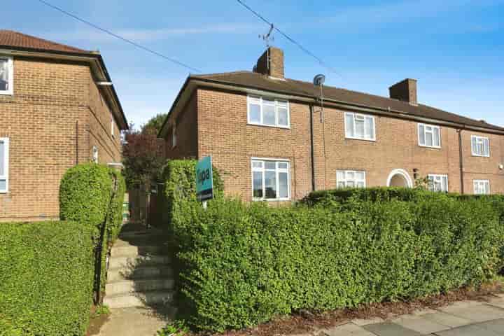 2 bedrooms house for sale in Bromley, United Kingdom