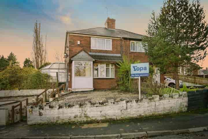 2 bedrooms house for sale in West Bromwich, United Kingdom