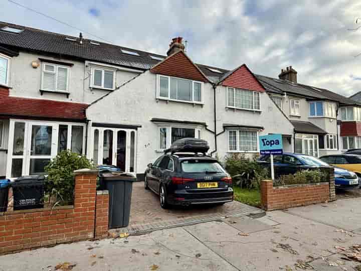 5 bedrooms house for sale in London, United Kingdom