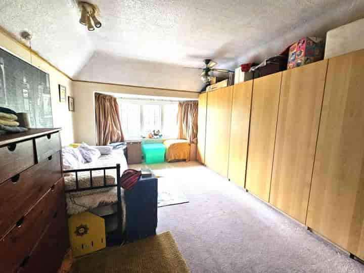 5 bedrooms house for sale in Stockport, United Kingdom