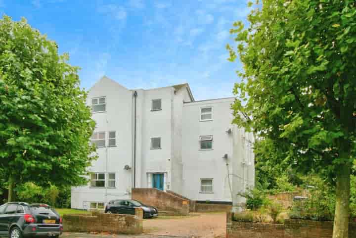 1 bedroom apartment for sale in St. Leonards-On-Sea, United Kingdom