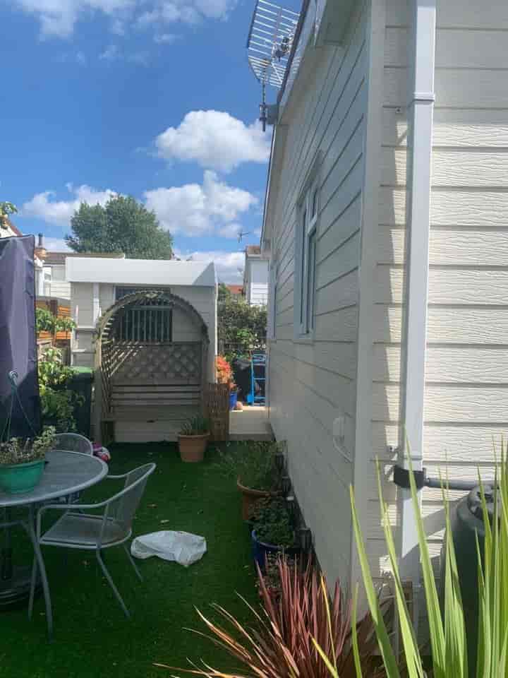 2 bedrooms other for sale in Whitstable, United Kingdom