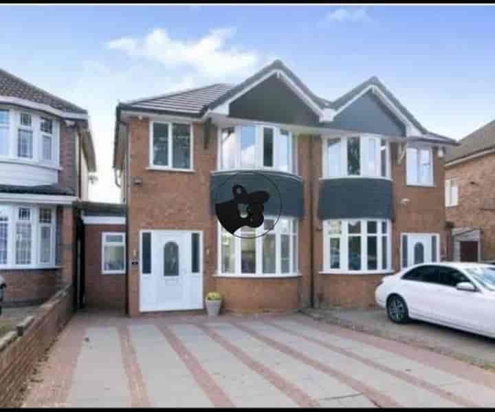 2 bedrooms house for sale in Birmingham, United Kingdom