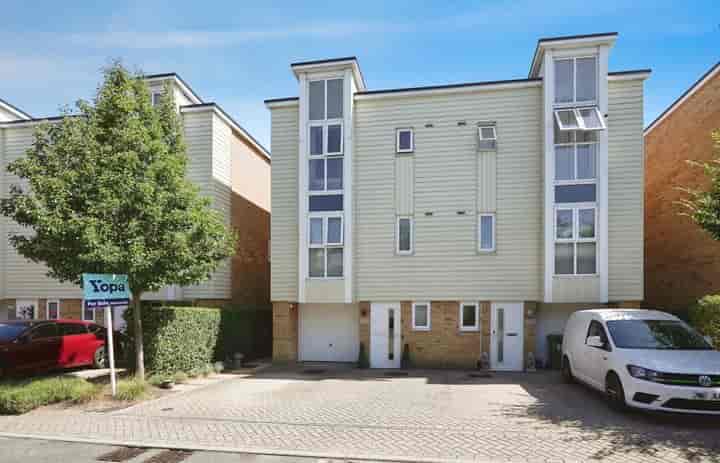 3 bedrooms house for sale in Ashford, United Kingdom