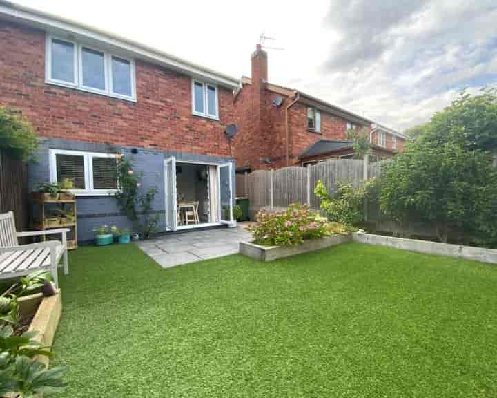 3 bedrooms house for sale in Redditch, United Kingdom