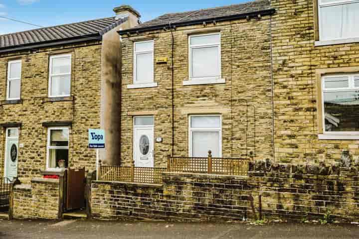 2 bedrooms house for sale in Huddersfield, United Kingdom