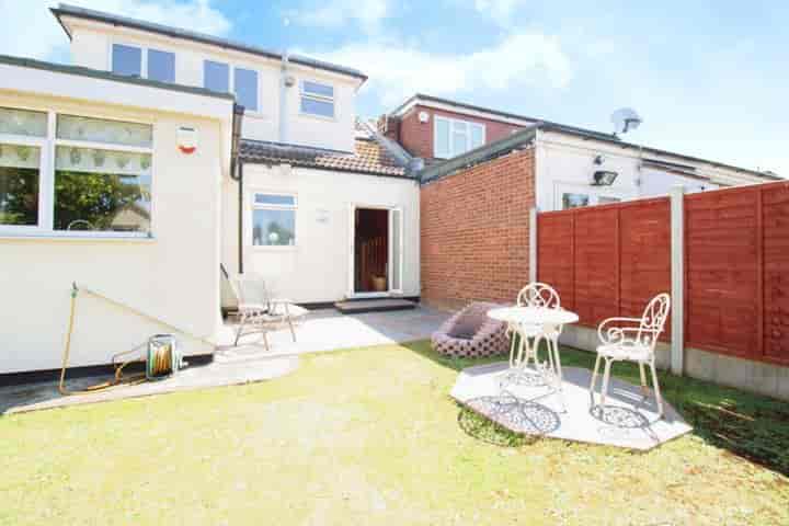 3 bedrooms house for sale in Rainham, United Kingdom