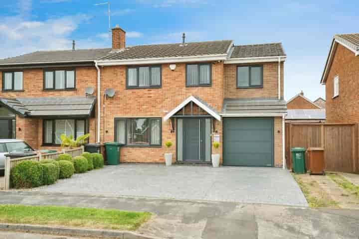 4 bedrooms house for sale in Swadlincote, United Kingdom