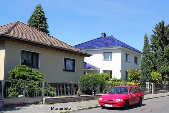 House for sale in Kirchensittenbach, Germany