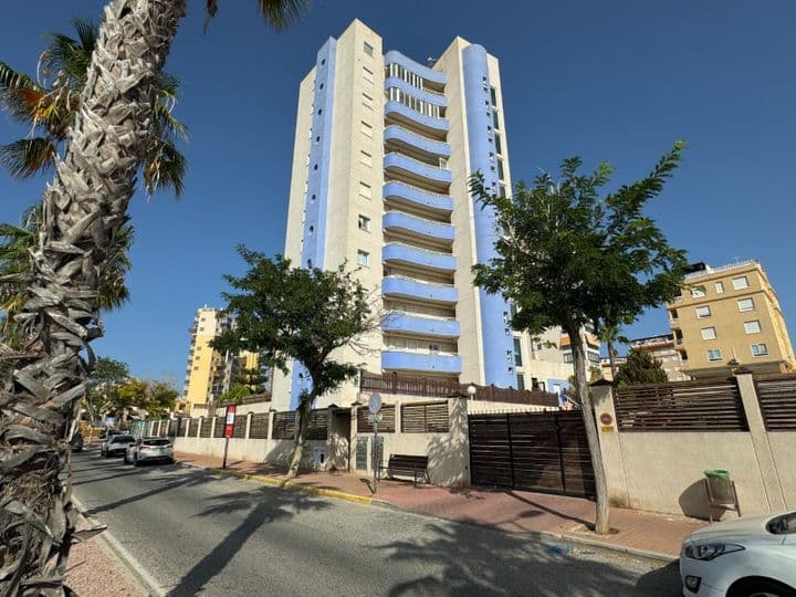 2 bedrooms apartment for rent in Puerto Deportivo, Spain