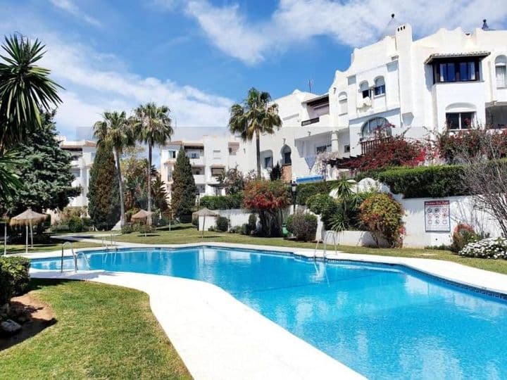 2 bedrooms apartment for rent in Sitio de Calahonda, Spain