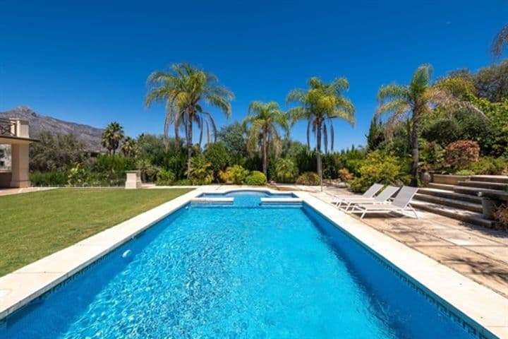 6 bedrooms house for sale in Marbella, Spain