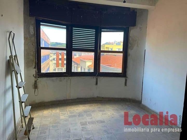 3 bedrooms apartment for sale in Torrelavega, Spain