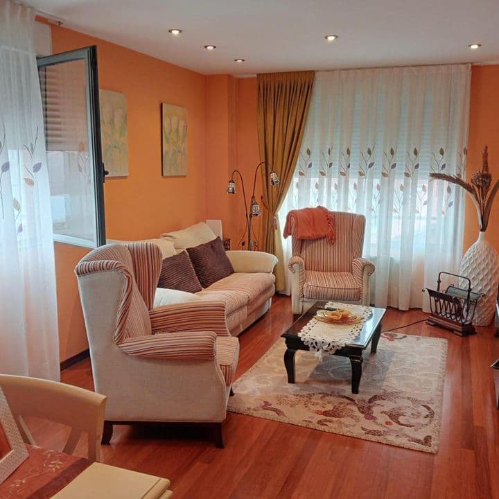 3 bedrooms apartment for sale in Torrelavega, Spain