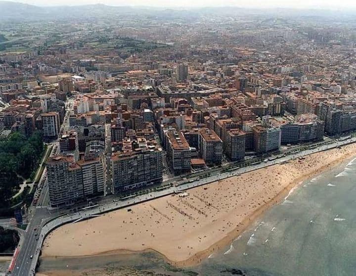 3 bedrooms apartment for rent in Gijon, Spain