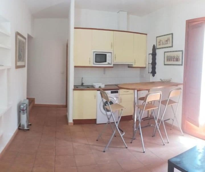 1 bedroom apartment for rent in Zaragoza, Spain