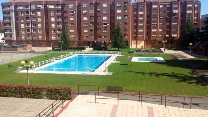 2 bedrooms apartment for sale in Logrono, Spain