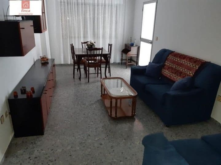 3 bedrooms apartment for rent in Montijo, Spain