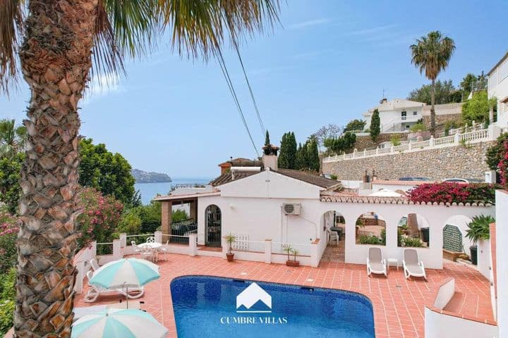 4 bedrooms house for sale in La Herradura, Spain