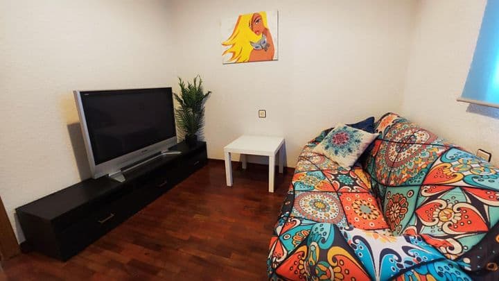 2 bedrooms apartment for rent in Leon, Spain