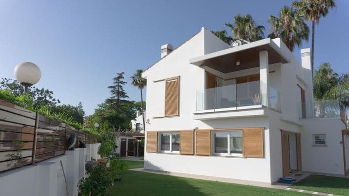 3 bedrooms house for rent in Estepona, Spain