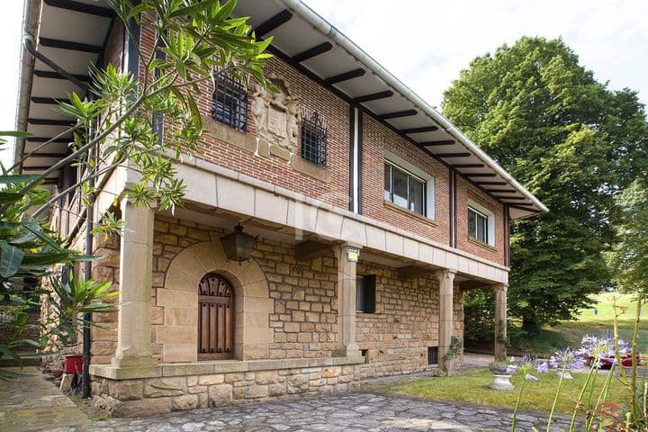 7 bedrooms house for sale in Getxo, Spain