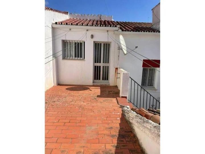 9 bedrooms house for sale in Estepona, Spain