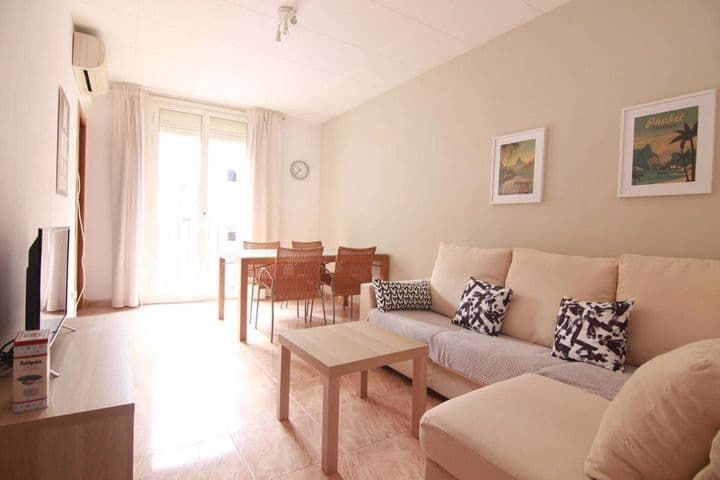 2 bedrooms apartment for rent in Ciutat Vella, Spain