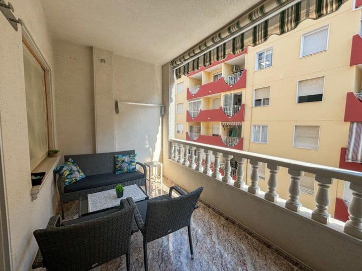 2 bedrooms apartment for rent in Avenida Habaneras - Curva de Palangre, Spain