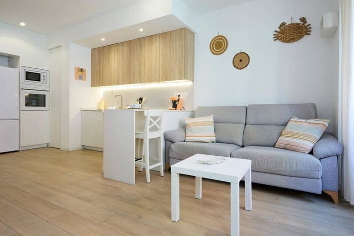 1 bedroom apartment for rent in Sants-Montjuic, Spain