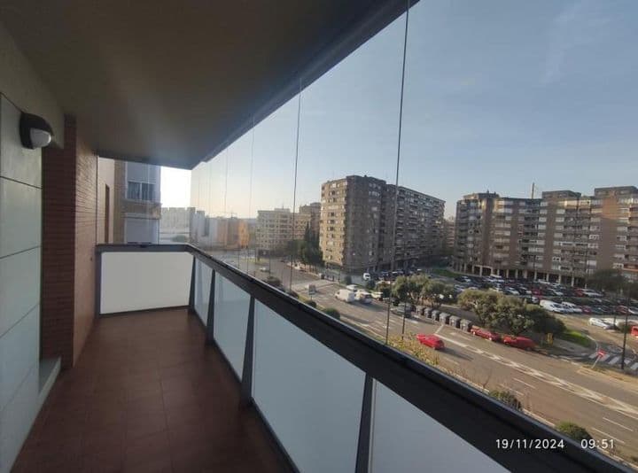 3 bedrooms apartment for rent in Zaragoza, Spain