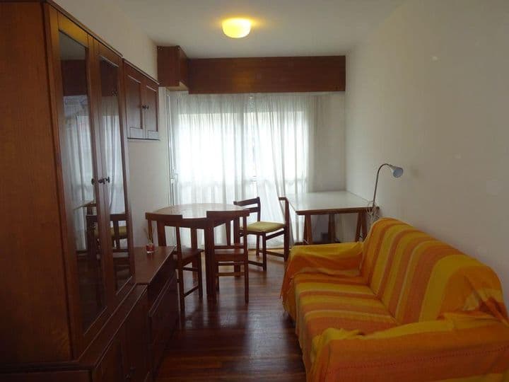 1 bedroom apartment for rent in Santiago de Compostela, Spain