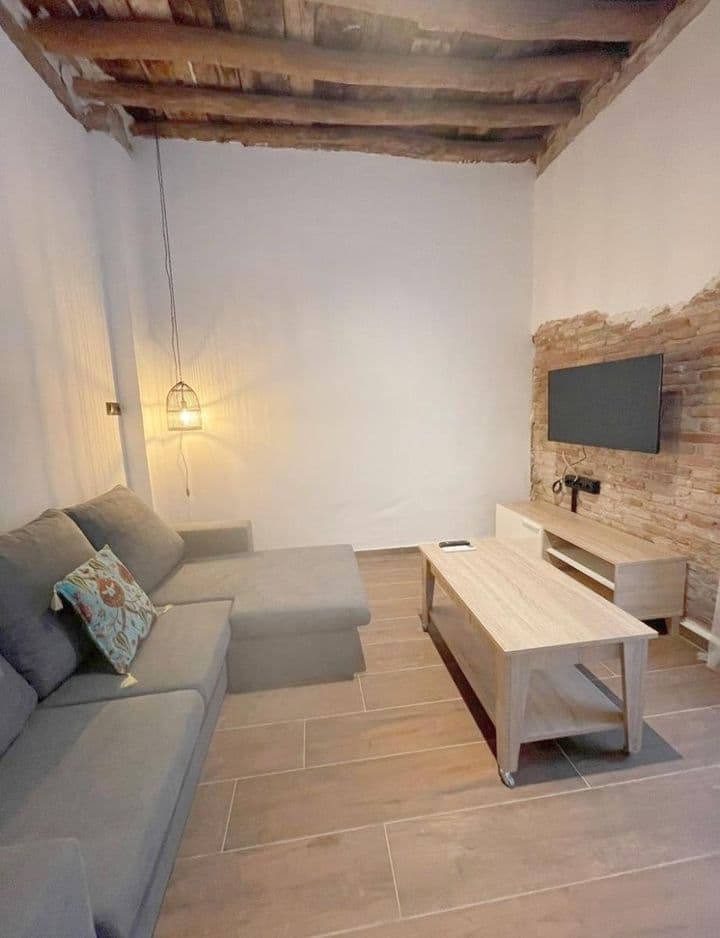 Apartment for rent in Centro-Sagrario, Spain