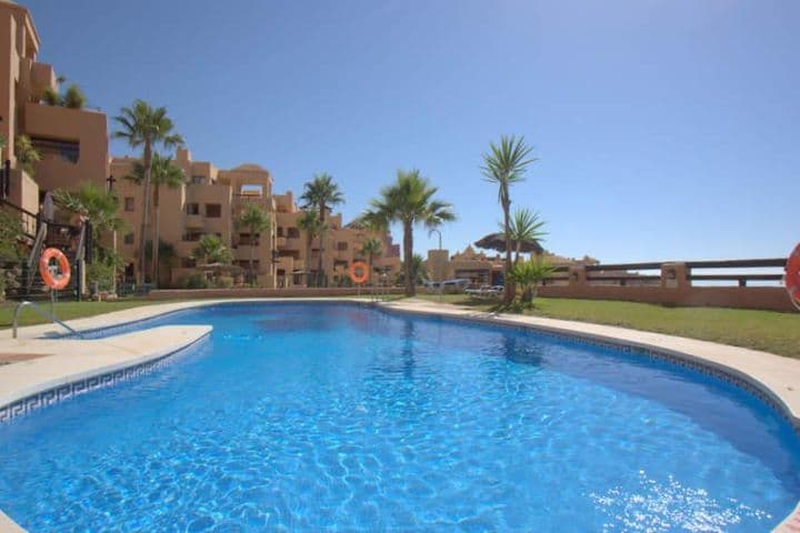 2 bedrooms apartment for sale in La Duquesa, Spain